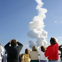 Launch of U.S. space shuttle orbiter Columbia