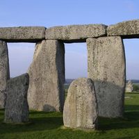 Post-and-lintel system